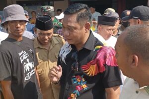 Sidak Lokasi Kekeringan, PLT Bupati Bekasi Pastikan Ratusan Bangunan Liar di Bantaran Saluran Sekunder Akan Dibongkar ‎